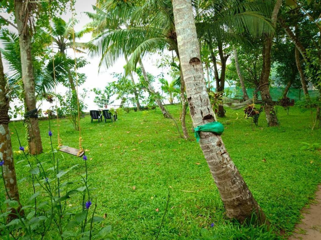 Ashtamudivillas Kollam Eksteriør bilde