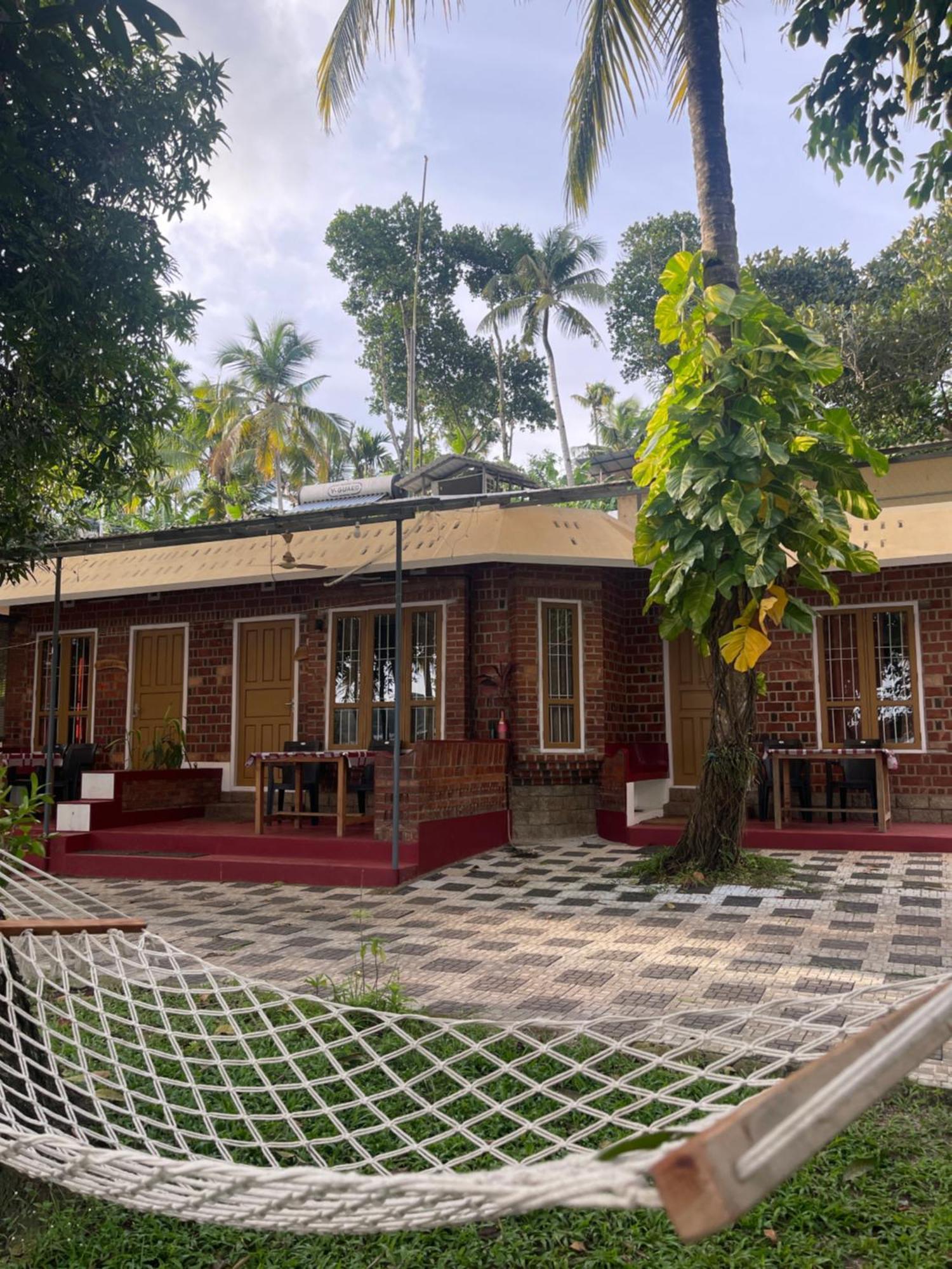 Ashtamudivillas Kollam Eksteriør bilde